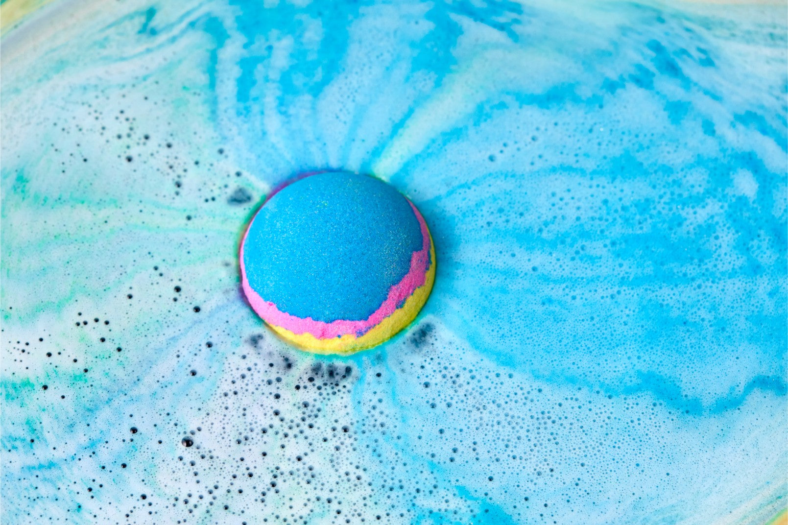 Todo lo que necesitas saber sobre las bombas de baño