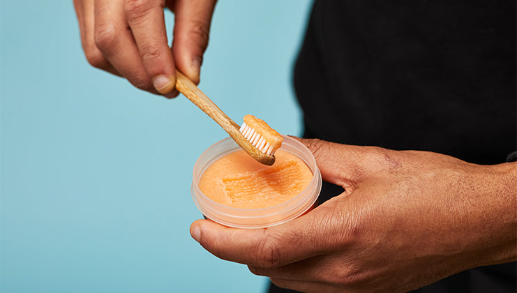 Presentamos la renovada línea de cuidado bucal de Lush