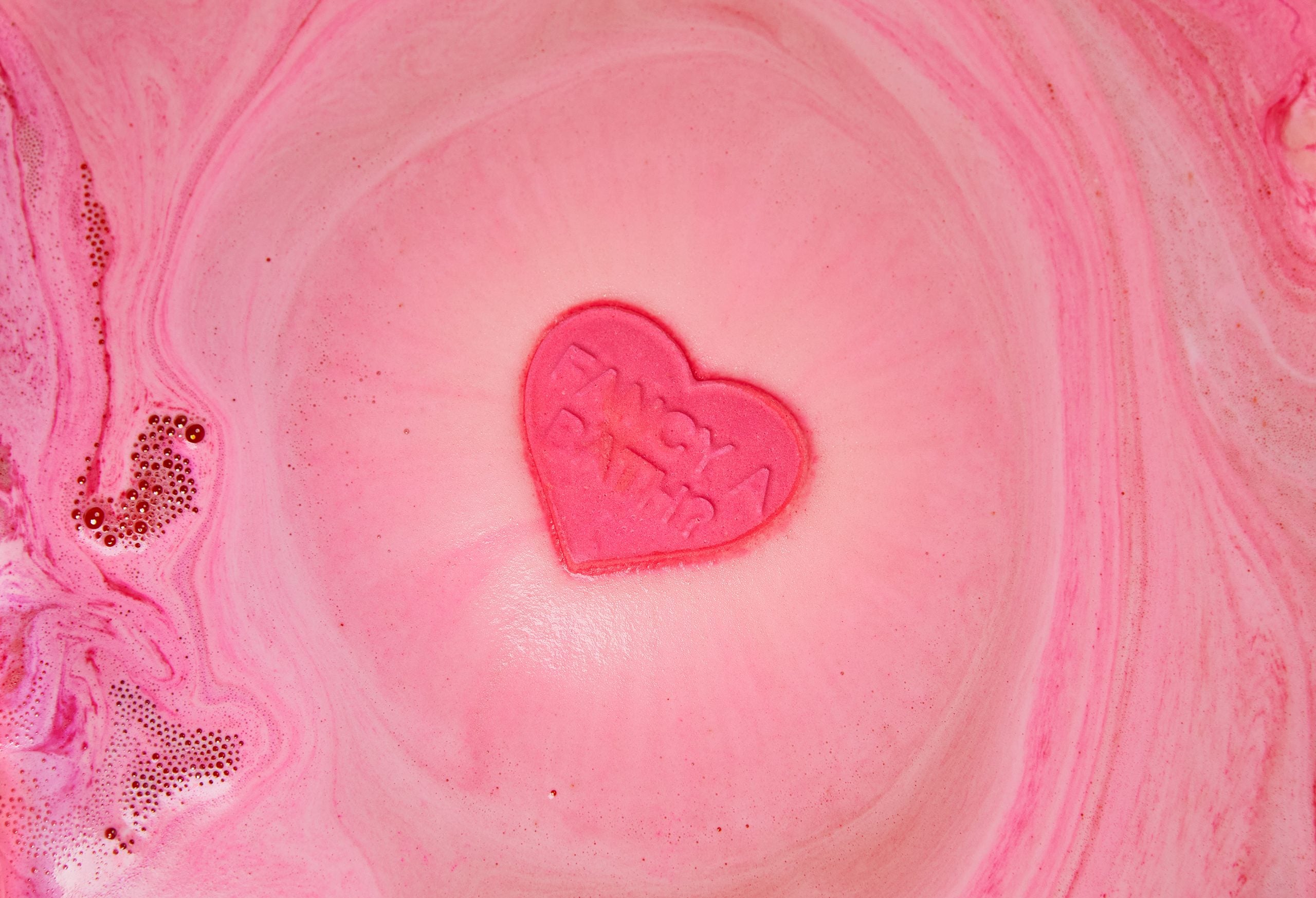 En el mes del amor, #TodoMejoraSinPrejuicios