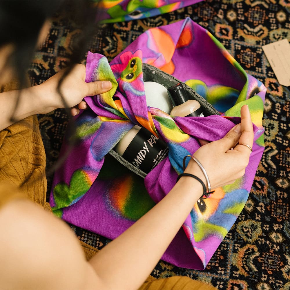 Soopa Frens Knot Wrap