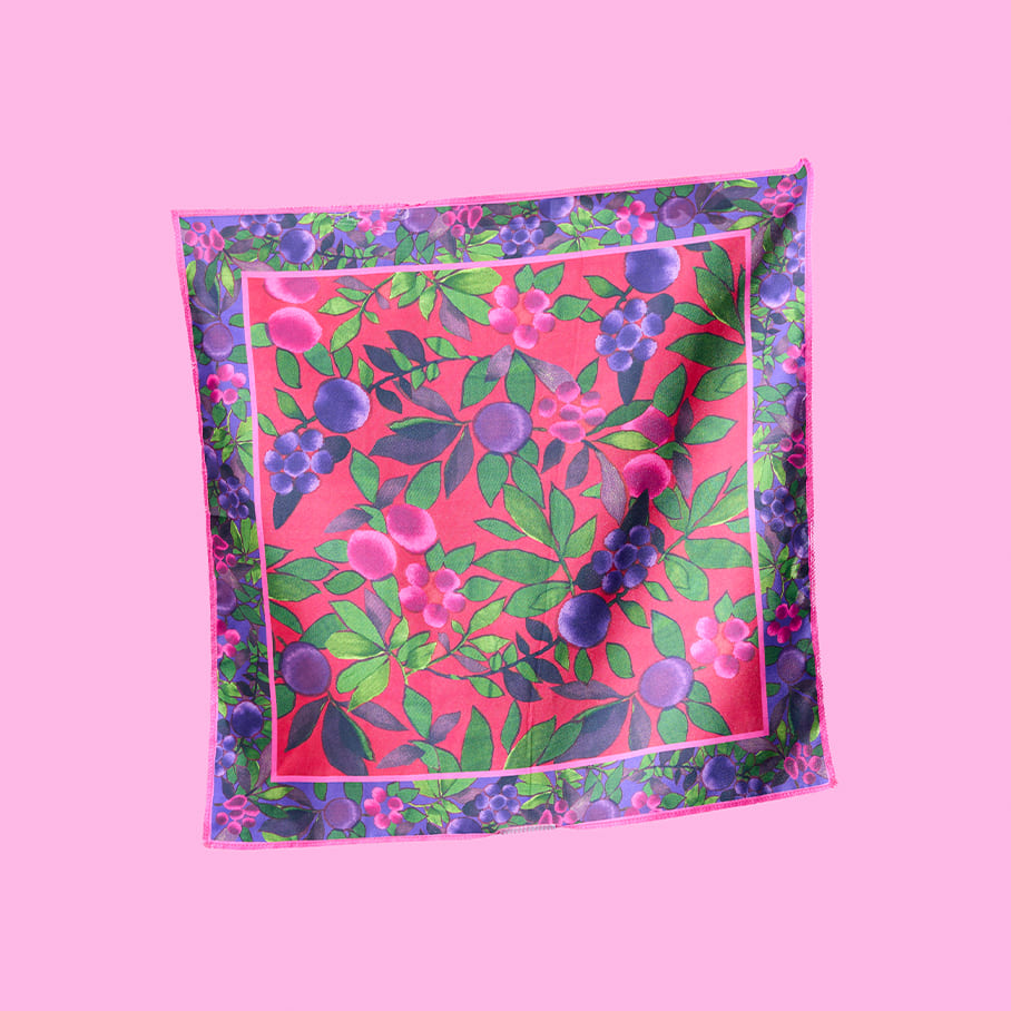 Winter Berries Knot Wrap