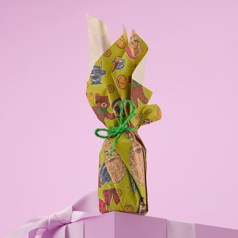 Santa's On His Way Lokta Wrap