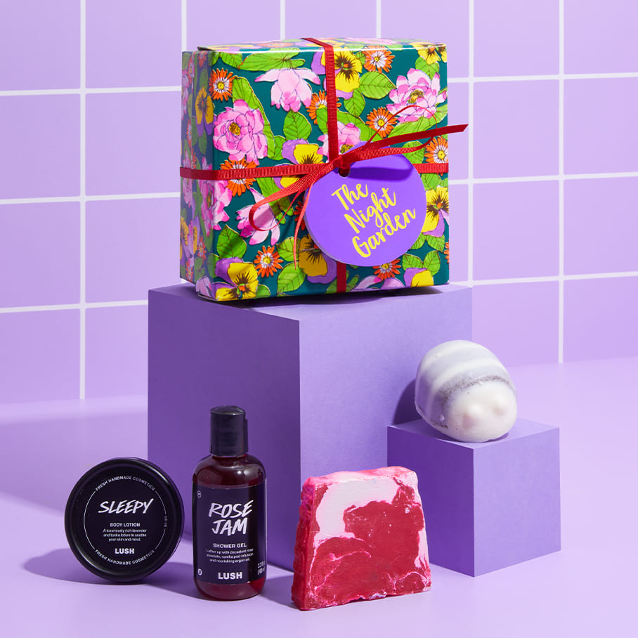 【rose 】ウルトラ21 ギフトセット D・E The Night Garden | Set de regalo | Lush