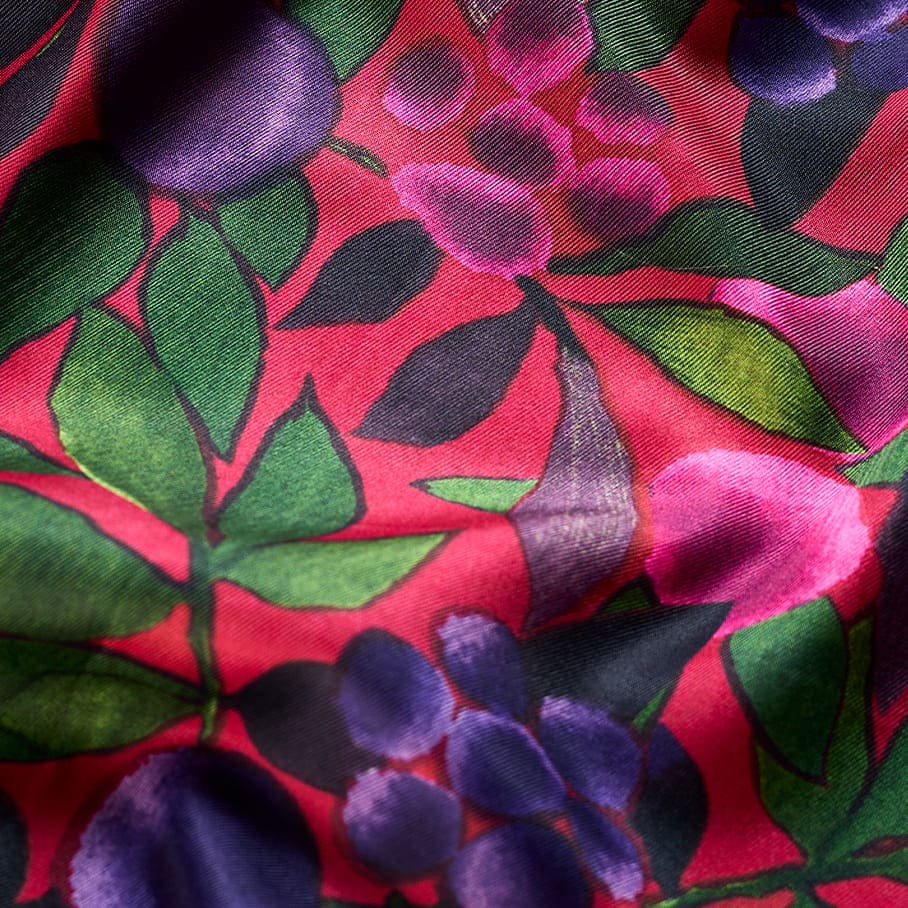 Winter Berries Knot Wrap